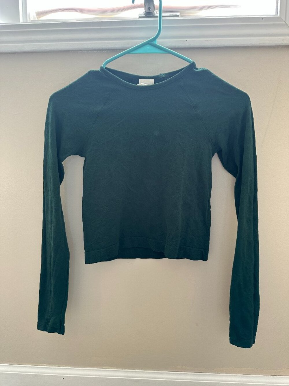 Athleta Girl Power Up Seemless Sport Length Top